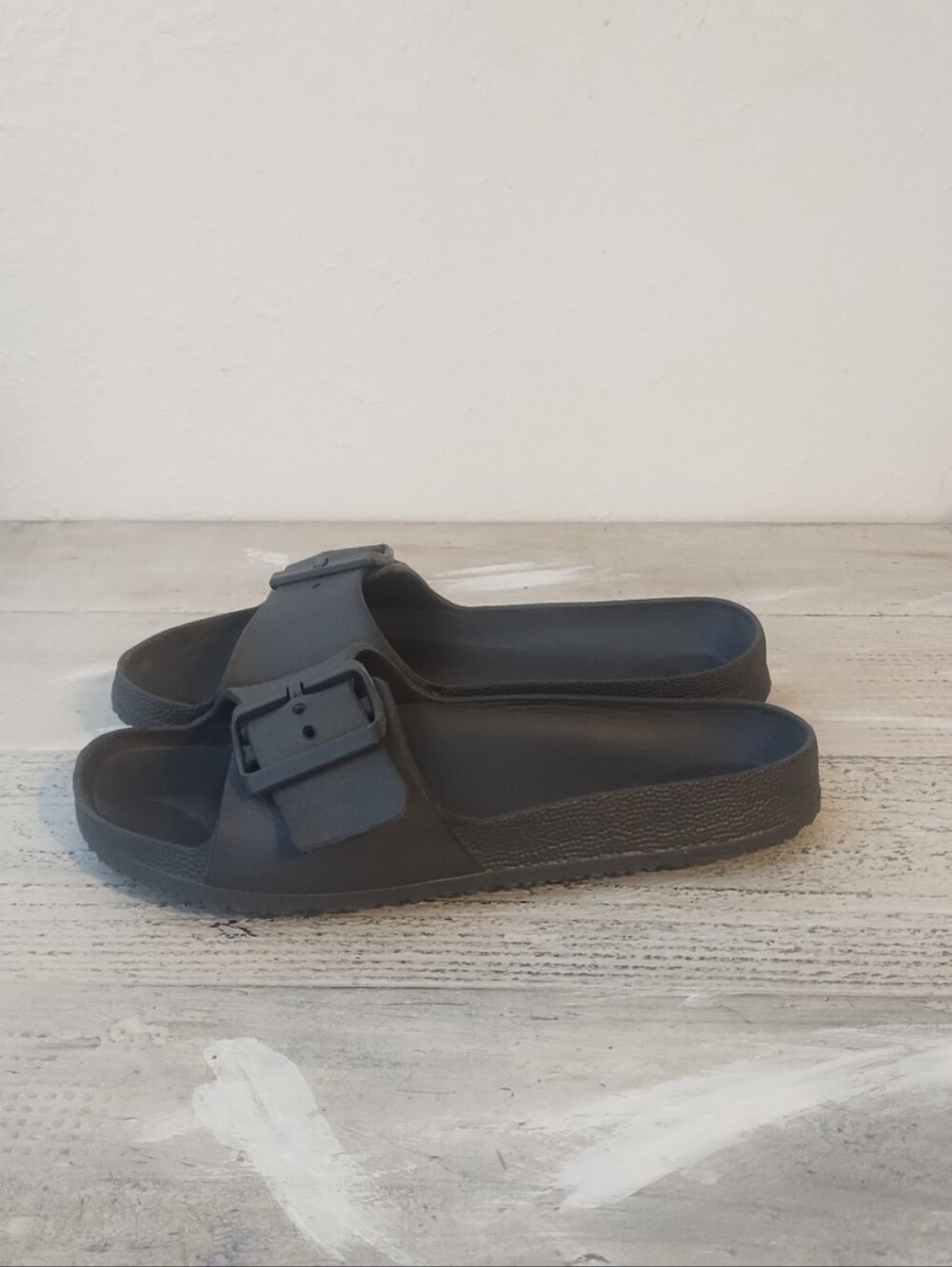 Shad & shore Style Slides Sandals U.S.A Women's Size 8/( UK size6 women's )